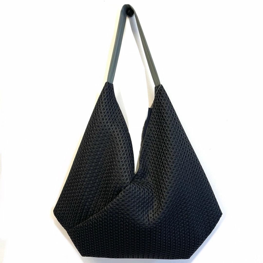 InZu Bevel Tote In-Zu