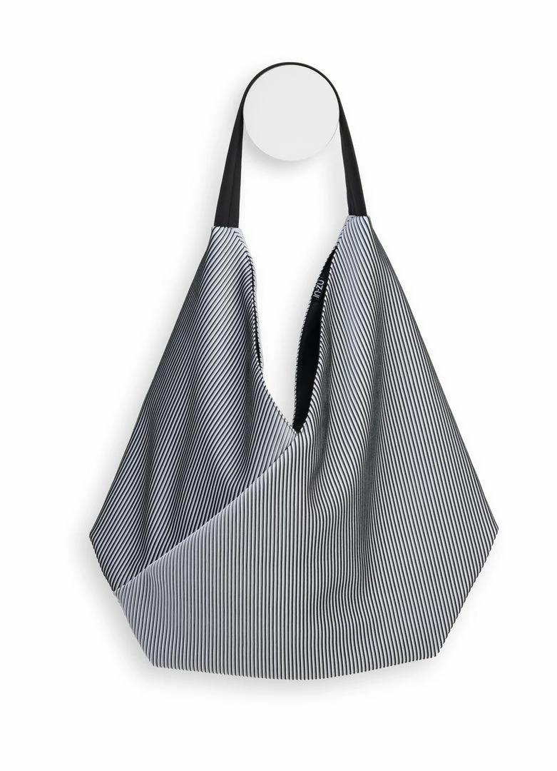 InZu Bevel Tote In-Zu