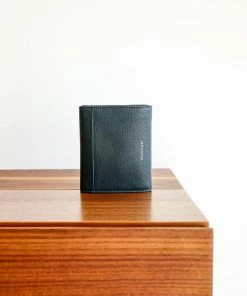 Brontibay Paris Our Collection Pearl Small Wallet