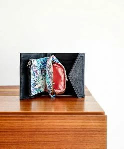 Brontibay Paris Our Collection Pearl Small Wallet