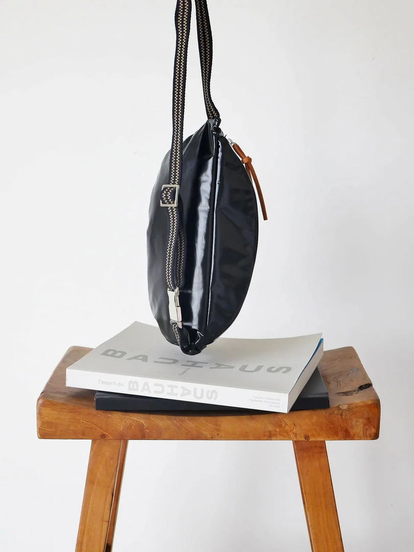 Brontibay Paris Sakari Glam Belt Bag