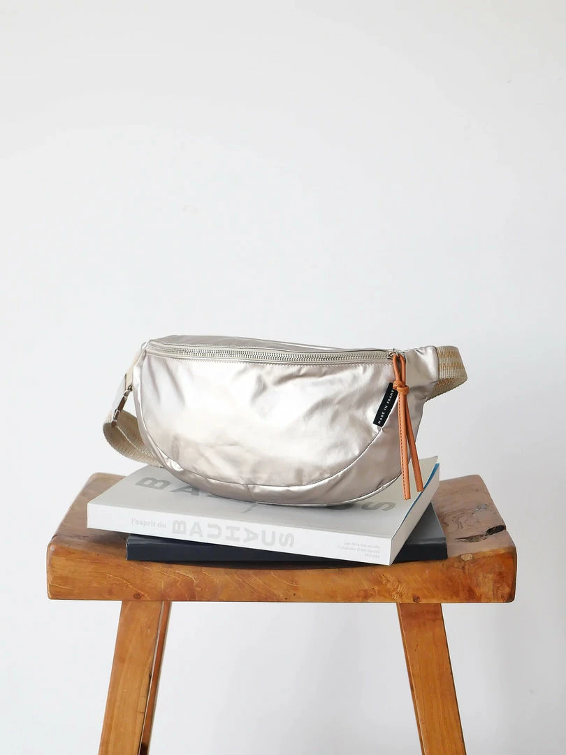 Brontibay Paris Sakari Glam Belt Bag