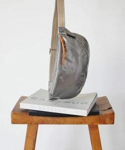 Brontibay Paris Sakari Glam Belt Bag