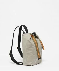 Jack Gomme Lille Light Backpack ESCAPE