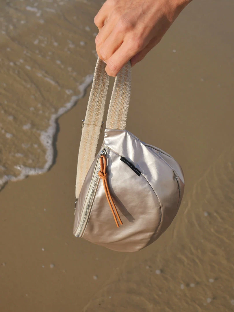 Brontibay Paris Sakari Glam Belt Bag